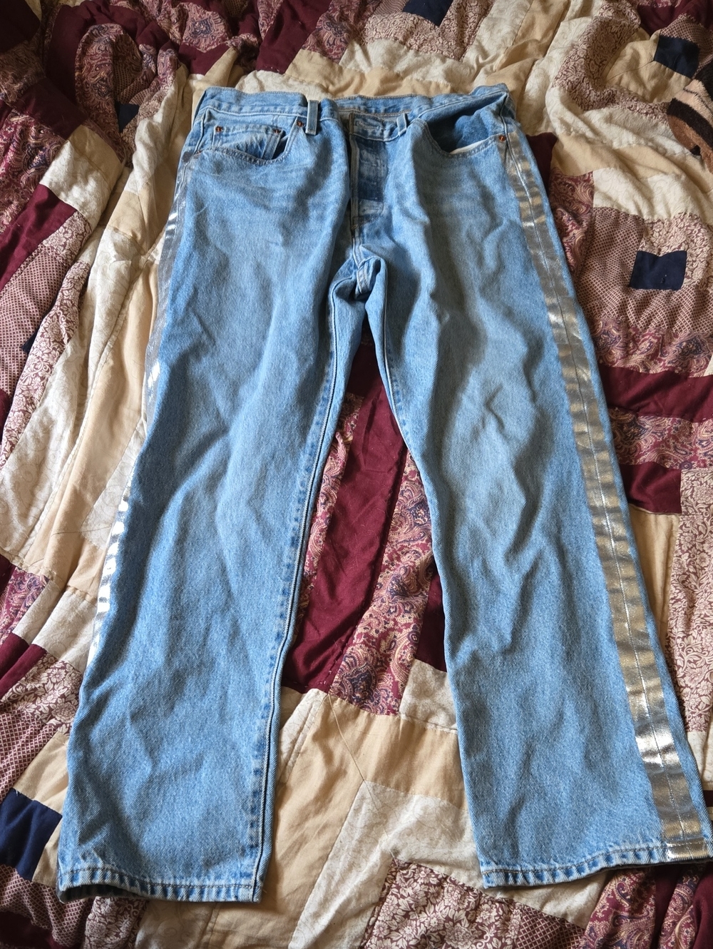 Levi Light Blue Jeans with Silver Side Stripe w32L30